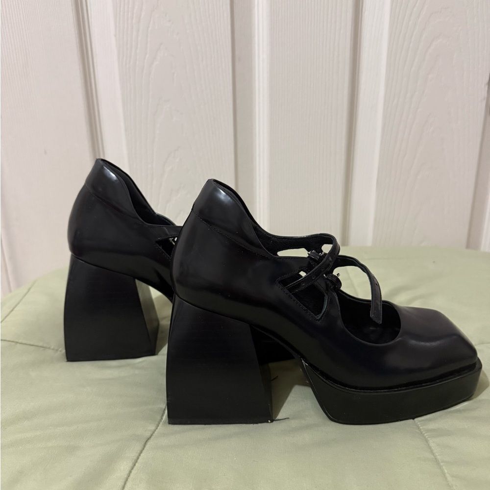 Jeffree Campbell Mary Jane Platform Pump Size 6 - Picture 8 of 8